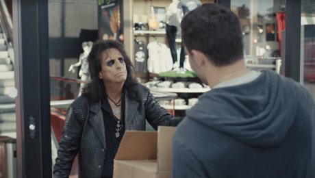 Cleveland Brown’s QB Baker Mayfield Meets Rock Star Alice Cooper In Latest ‘At Home With’ Progressive Ad