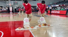 Japanese Noodle Giant Nissin Cleans Basketball Court With Inventive ‘Cup Noodle Mops’