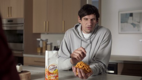 NBA Stars Marjanovic & Harris Team Up For Goldfish Crackers’ Integrated #GoForTheHandful Campaign